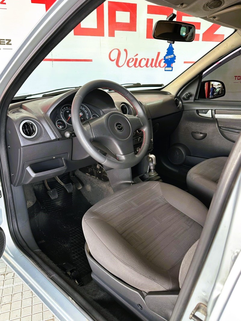 PRISMA 1.4 MPFI LT 8V FLEX 4P MANUAL - 2009 - SãO SEBASTIãO DO CAí
