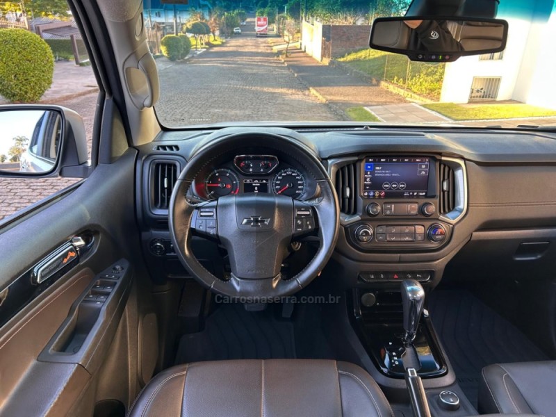 S10 2.8 HIGH COUNTRY 4X4 CD 16V TURBO DIESEL 4P AUTOMÁTICO - 2022 - VENâNCIO AIRES