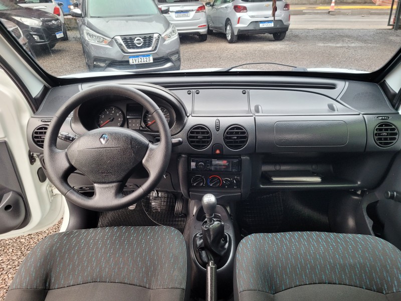 KANGOO 1.6 EXPRESSION 16V FLEX 4P MANUAL - 2016 - CARLOS BARBOSA