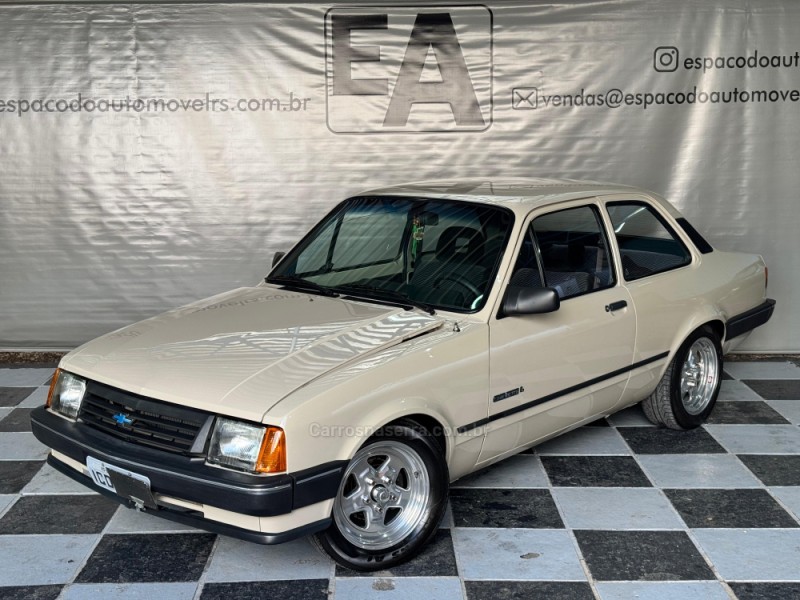 chevette 1.6 l 8v alcool 2p manual 1993 nova prata