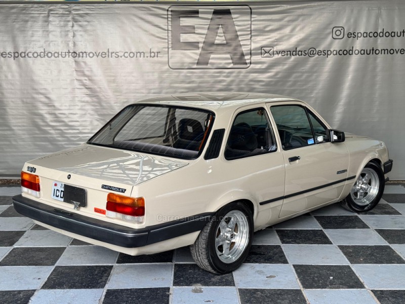 CHEVETTE 1.6 L 8V ÁLCOOL 2P MANUAL - 1993 - NOVA PRATA
