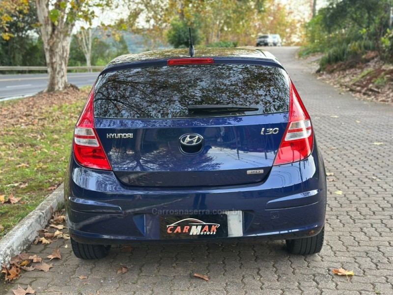 I30 2.0 MPI 16V GASOLINA 4P MANUAL - 2010 - DOIS IRMãOS