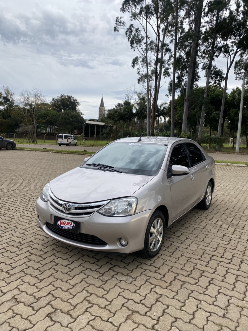 ETIOS 1.5 XLS 16V FLEX 4P AUTOMÁTICO - 2017 - LAJEADO