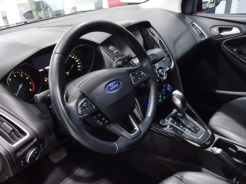 FOCUS 2.0 TITANIUM PLUS 16V FLEX 4P AUTOMÁTICO - 2016 - CAXIAS DO SUL