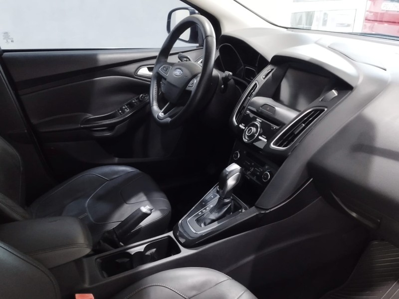 FOCUS 2.0 TITANIUM PLUS 16V FLEX 4P AUTOMÁTICO - 2016 - CAXIAS DO SUL