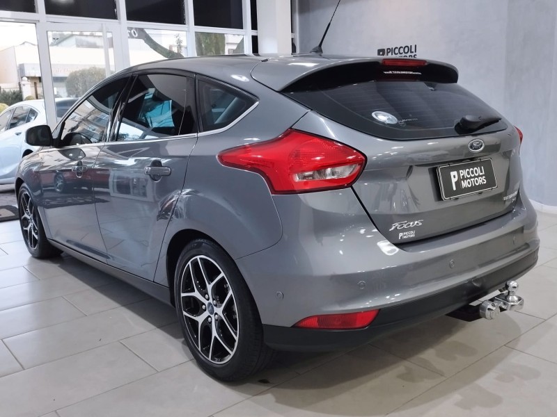 FOCUS 2.0 TITANIUM PLUS 16V FLEX 4P AUTOMÁTICO - 2016 - CAXIAS DO SUL