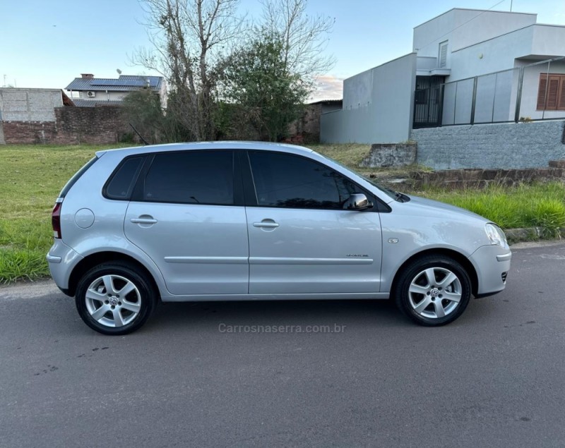 POLO 1.6 MI SPORTLINE 8V FLEX 4P MANUAL - 2007 - CAMPO BOM