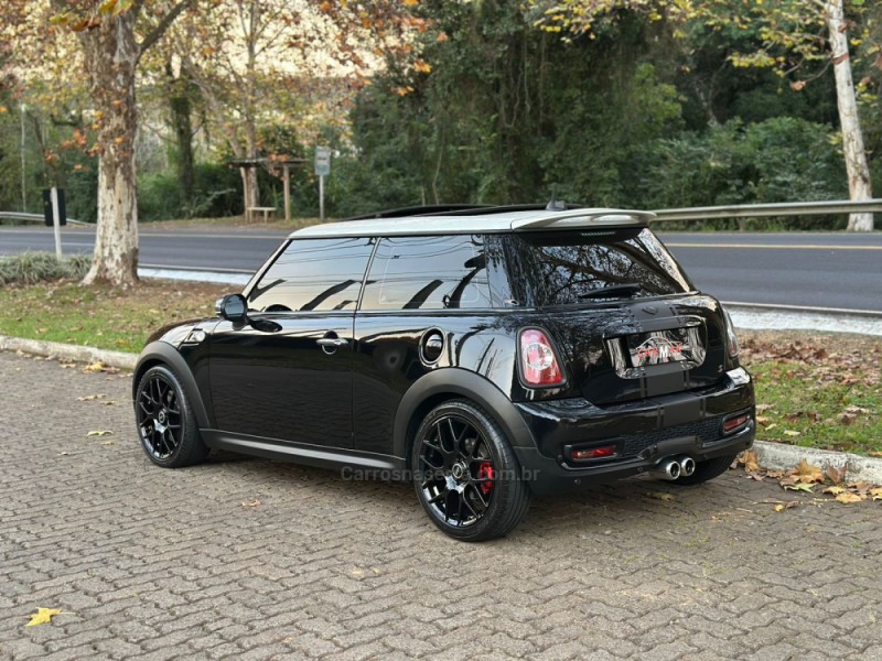 COOPER 1.6 16V GASOLINA 2P AUTOMÁTICO - 2013 - DOIS IRMãOS