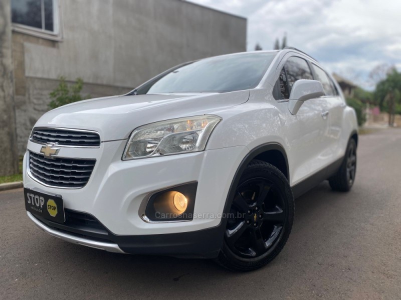 TRACKER 1.8 MPFI LTZ 4X2 16V FLEX 4P AUTOMÁTICO - 2015 - DOIS IRMãOS