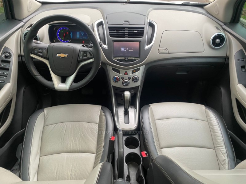 TRACKER 1.8 MPFI LTZ 4X2 16V FLEX 4P AUTOMÁTICO - 2015 - DOIS IRMãOS