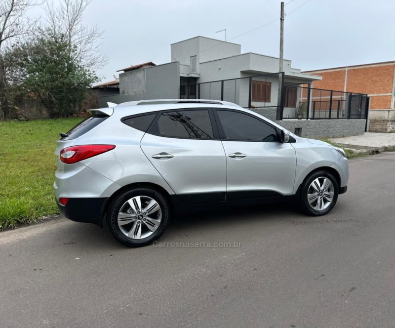 IX35 2.0 MPFI GLS 4X2 16V GASOLINA 4P AUTOMÁTICO - 2017 - CAMPO BOM