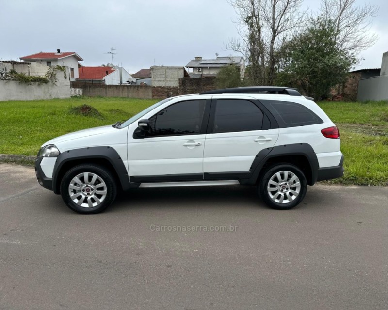 PALIO 1.8 MPI ADVENTURE WEEKEND 8V FLEX 4P MANUAL - 2016 - CAMPO BOM