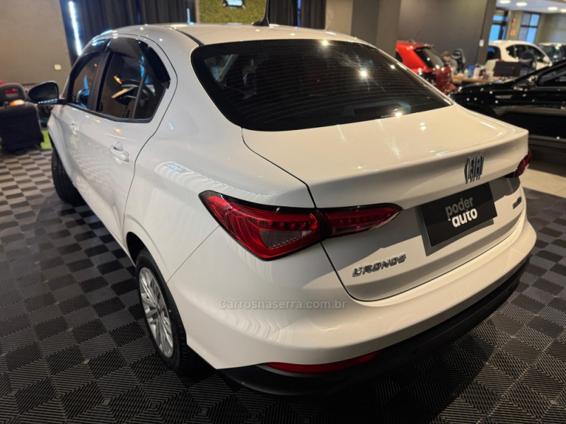 CRONOS 1.3 DRIVE 8V FLEX 4P MANUAL - 2023 - FARROUPILHA