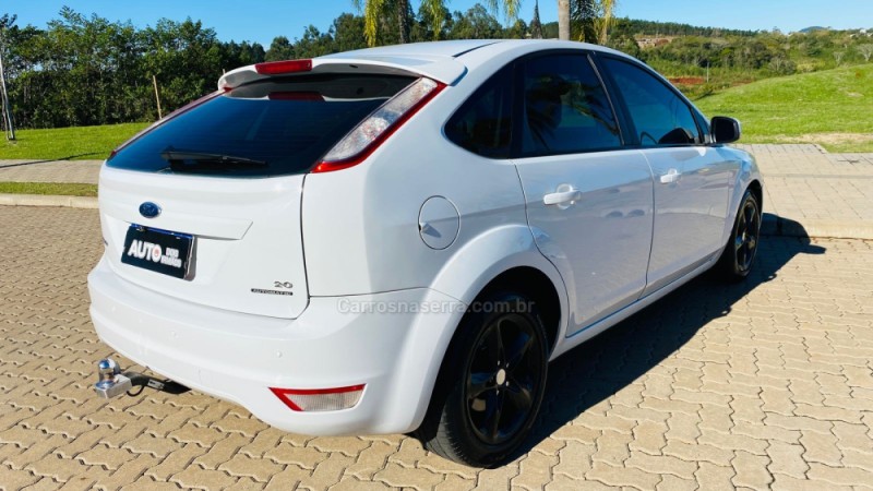 FOCUS 2.0 16V FLEX 4P AUTOMÁTICO - 2013 - DOIS IRMãOS