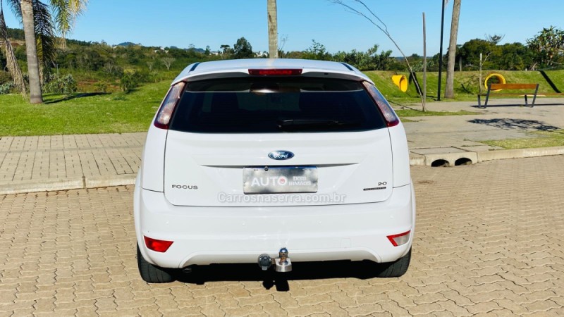 FOCUS 2.0 16V FLEX 4P AUTOMÁTICO - 2013 - DOIS IRMãOS