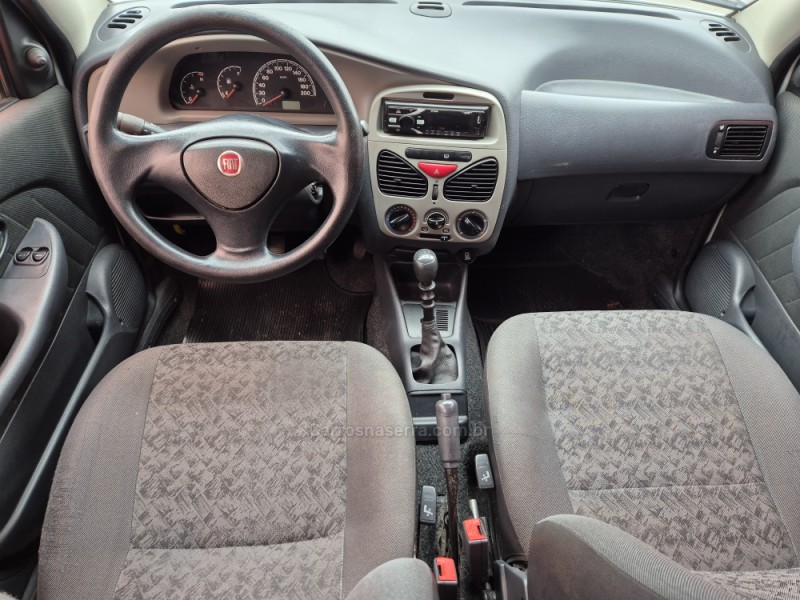 SIENA 1.0 MPI FIRE CELEBRATION 8V FLEX 4P MANUAL - 2010 - FARROUPILHA