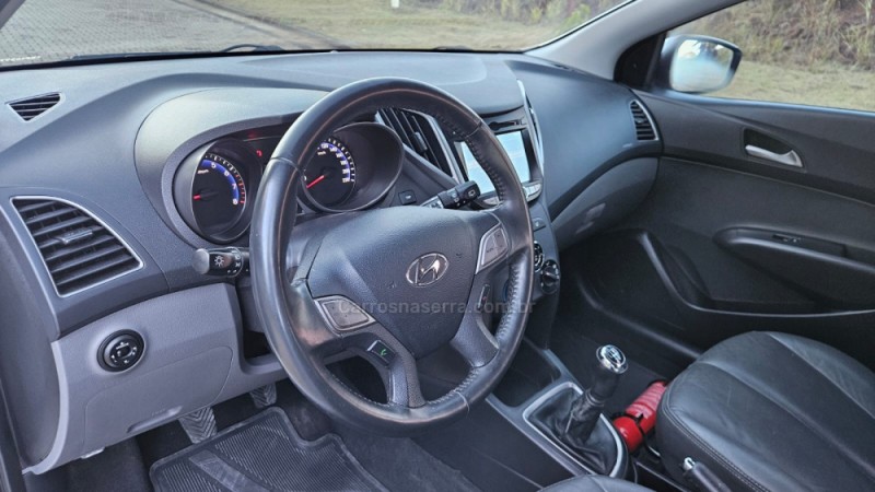 HB20 1.6 PREMIUM 16V FLEX 4P MANUAL - 2014 - IVOTI