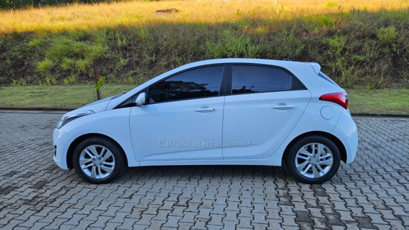 HB20 1.6 PREMIUM 16V FLEX 4P MANUAL - 2014 - IVOTI