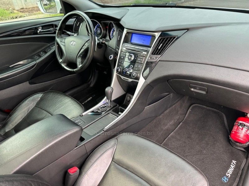 SONATA 2.4 MPFI I4 16V 182CV GASOLINA 4P AUTOMÁTICO - 2012 - CAMPO BOM