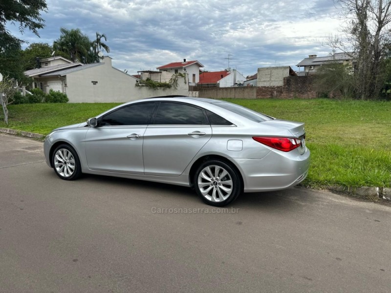 SONATA 2.4 MPFI I4 16V 182CV GASOLINA 4P AUTOMÁTICO - 2012 - CAMPO BOM