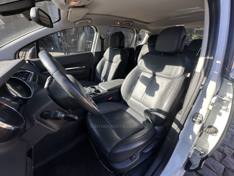 3008 1.6 GRIFFE THP 16V GASOLINA 4P AUTOMÁTICO - 2011 - LAJEADO