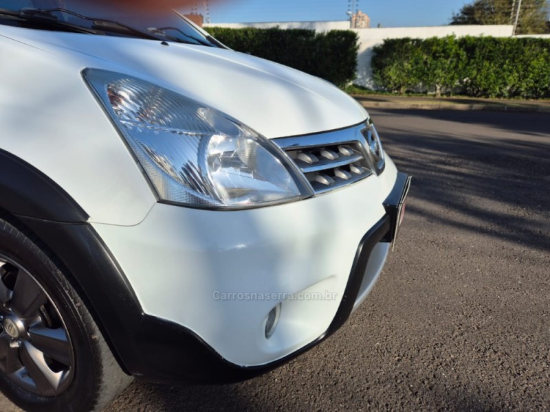 LIVINA 1.8 SL X-GEAR 16V FLEX 4P AUTOMÁTICO - 2014 - SãO LEOPOLDO