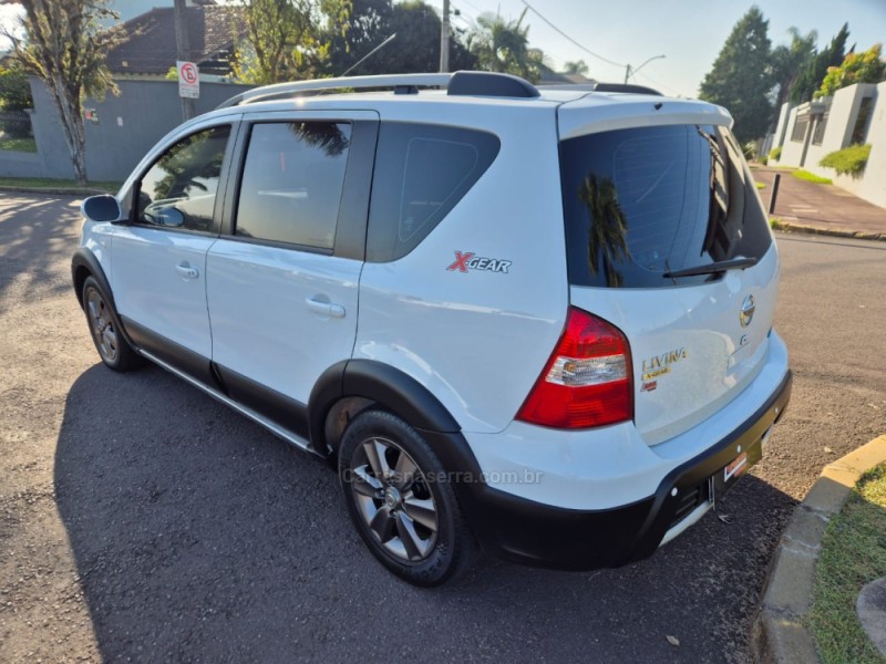 LIVINA 1.8 SL X-GEAR 16V FLEX 4P AUTOMÁTICO - 2014 - SãO LEOPOLDO