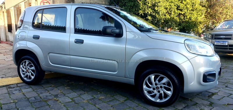UNO 1.0 EVO ATTRACTIVE 8V FLEX 4P MANUAL - 2016 - CAXIAS DO SUL