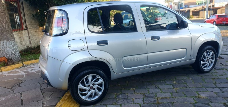 UNO 1.0 EVO ATTRACTIVE 8V FLEX 4P MANUAL - 2016 - CAXIAS DO SUL