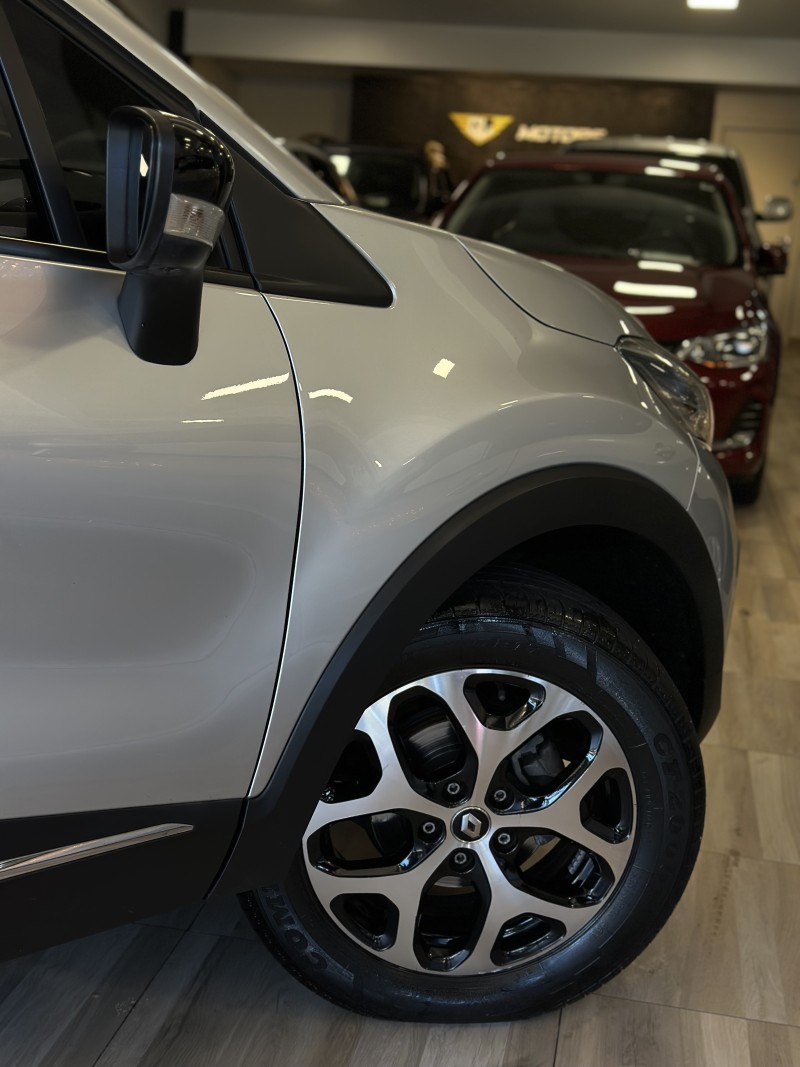CAPTUR 1.6 16V FLEX INTENSE AUTOMÁTICO - 2019 - CAXIAS DO SUL