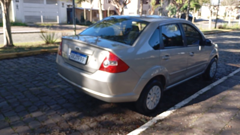 FIESTA 1.6 MPI SEDAN 8V FLEX 4P MANUAL - 2009 - FARROUPILHA