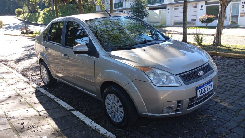 FIESTA 1.6 MPI SEDAN 8V FLEX 4P MANUAL - 2009 - FARROUPILHA