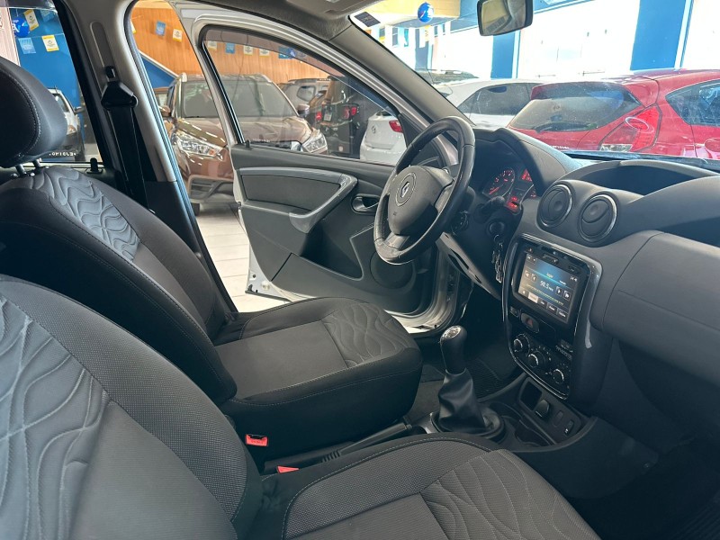 DUSTER 1.6 DYNAMIQUE 4X2 16V FLEX 4P MANUAL - 2014 - CAXIAS DO SUL