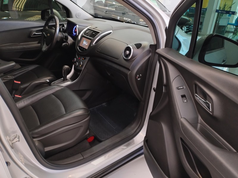 TRACKER 1.8 MPFI LTZ 4X2 16V FLEX 4P AUTOMÁTICO - 2015 - BENTO GONçALVES