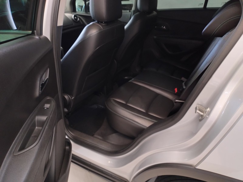 TRACKER 1.8 MPFI LTZ 4X2 16V FLEX 4P AUTOMÁTICO - 2015 - BENTO GONçALVES
