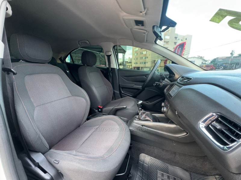 ONIX 1.4 MPFI LT 8V FLEX 4P MANUAL - 2015 - TAPEJARA