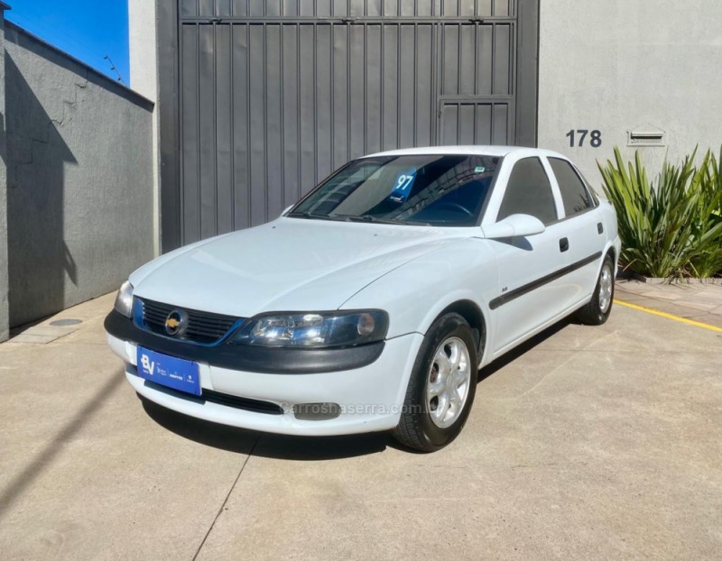 VECTRA 2.0 MPFI GLS 8V GASOLINA 4P MANUAL - 1997 - CAXIAS DO SUL