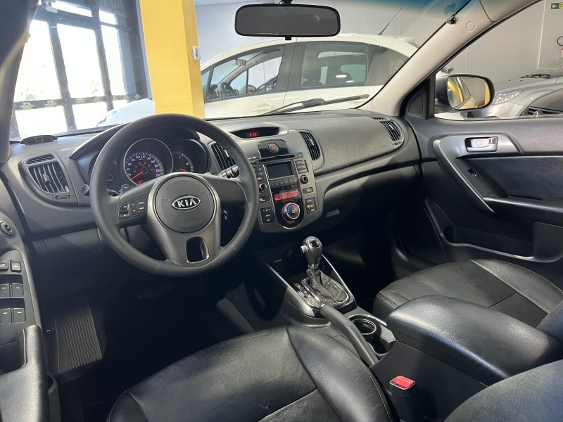 CERATO 1.6 EX3 SEDAN 16V GASOLINA 4P AUTOMÁTICO - 2012 - CAXIAS DO SUL