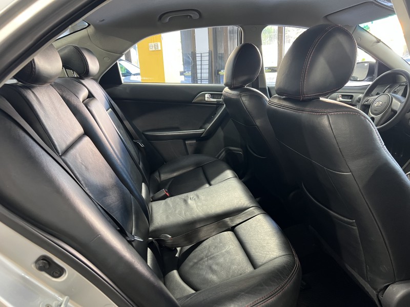 CERATO 1.6 EX3 SEDAN 16V GASOLINA 4P AUTOMÁTICO - 2012 - CAXIAS DO SUL