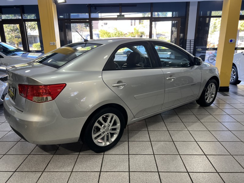 CERATO 1.6 EX3 SEDAN 16V GASOLINA 4P AUTOMÁTICO - 2012 - CAXIAS DO SUL