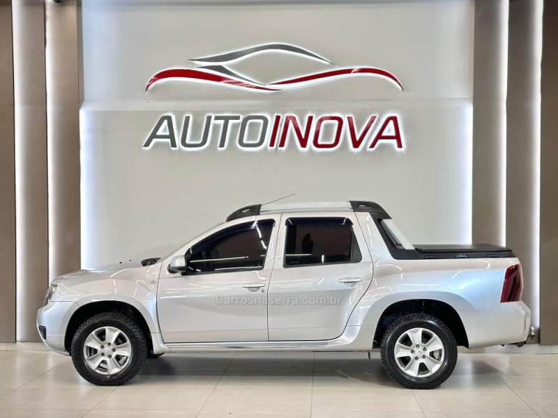 DUSTER OROCH 2.0 16V FLEX DYNAMIQUE 4P AUTOMÁTICO - 2017 - IVOTI