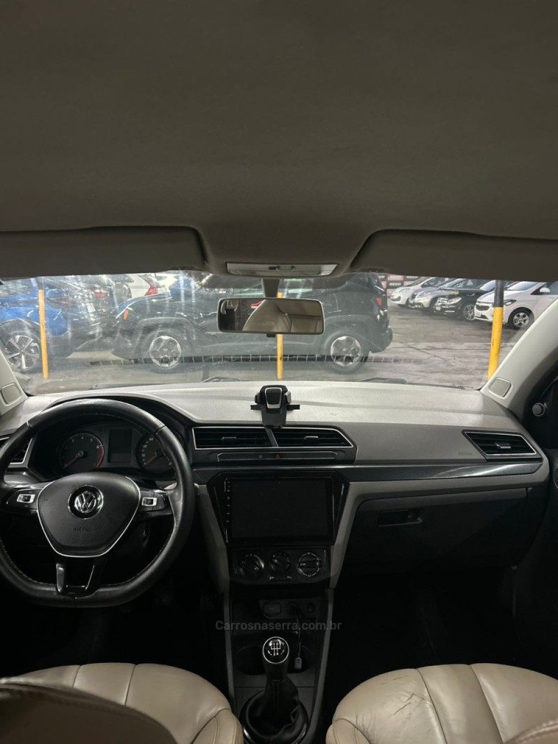 VOYAGE 1.6 MI TRENDLINE 8V FLEX 4P MANUAL - 2018 - PASSO FUNDO