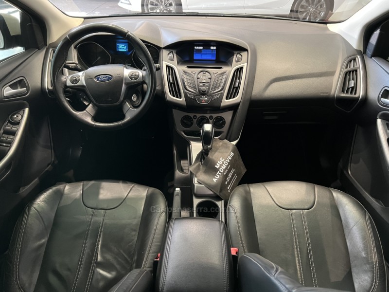 FOCUS 1.6 SE HATCH 16V FLEX 4P AUTOMÁTICO - 2015 - CAXIAS DO SUL