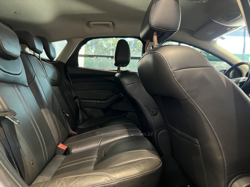 FOCUS 1.6 SE HATCH 16V FLEX 4P AUTOMÁTICO - 2015 - CAXIAS DO SUL