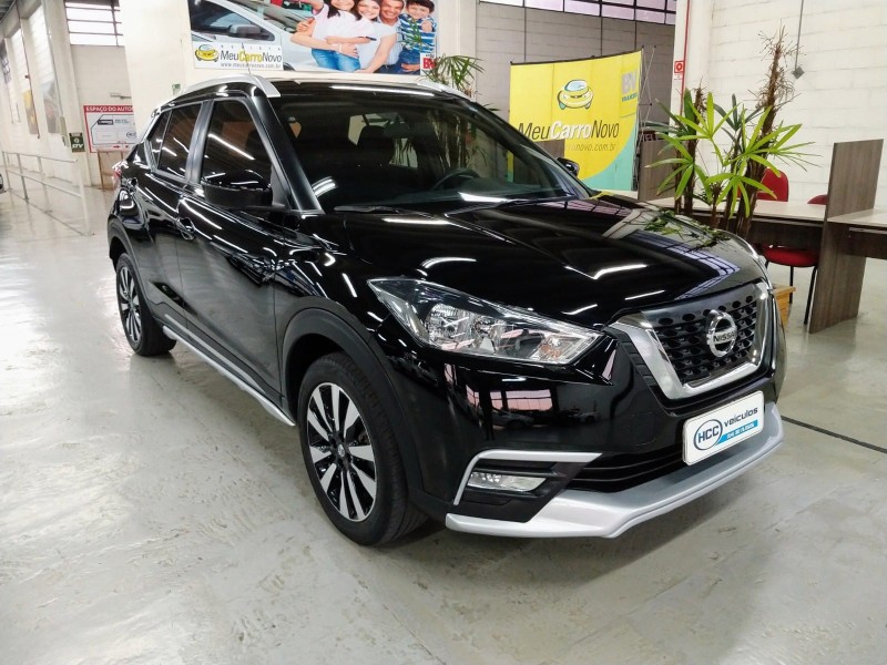 kicks 1.6 16v flex sv limited 4p automatico 2017 caxias do sul