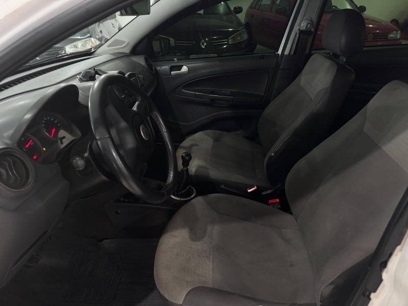 VOYAGE 1.0 MI CITY 8V FLEX 4P MANUAL - 2010 - CAXIAS DO SUL