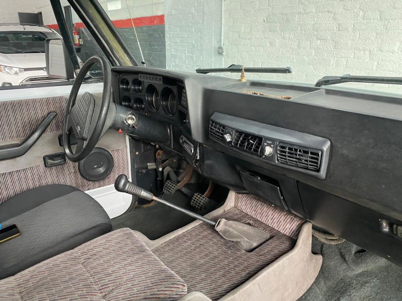 D20 4.0 CUSTOM DE LUXE CD 8V DIESEL 2P MANUAL - 1990 - CAXIAS DO SUL