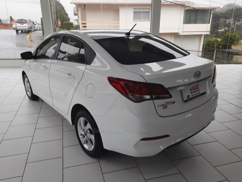 HB20S 1.6 COMFORT STYLE 16V FLEX 4P AUTOMÁTICO - 2016 - GARIBALDI