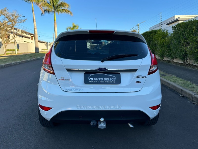 FIESTA 1.6 TITANIUM HATCH 16V FLEX 4P AUTOMÁTICO - 2014 - SãO LEOPOLDO