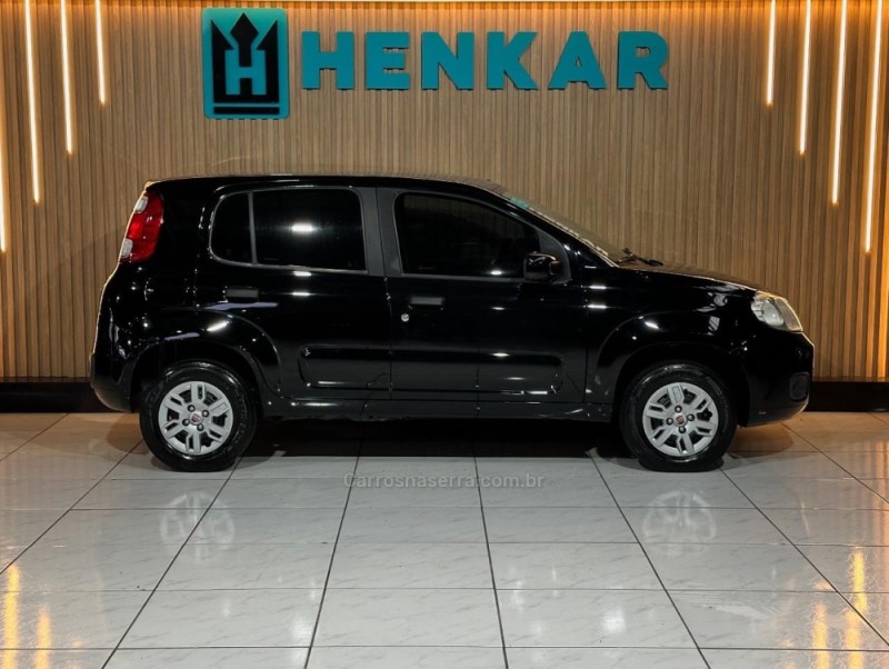 UNO 1.0 EVO VIVACE 8V FLEX 4P MANUAL - 2011 - CAMPO BOM